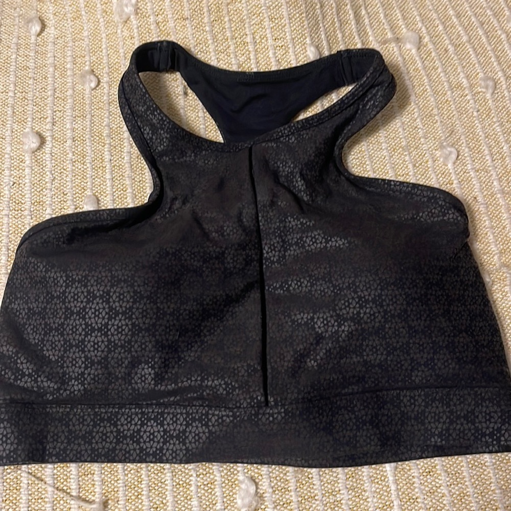 NWOT ZYIA sports bra